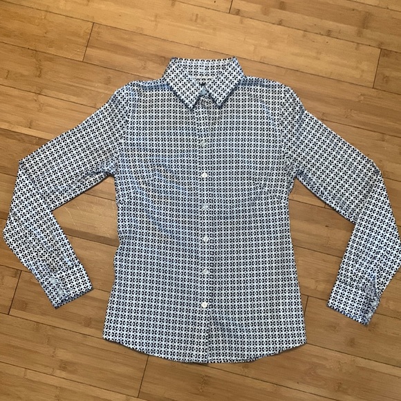 Banana Republic non-iron Fitted Top size 4 - Picture 1 of 8